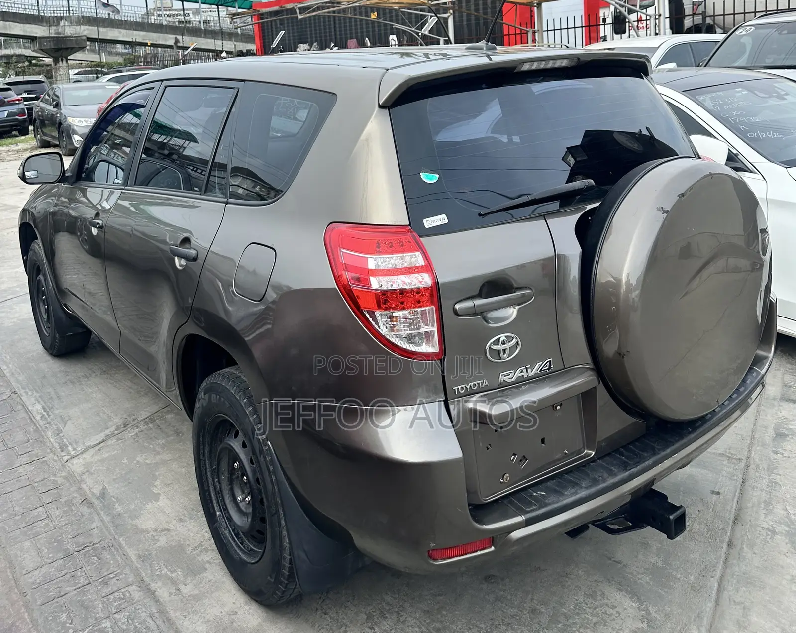 Toyota RAV4 2.5 2011 Brown