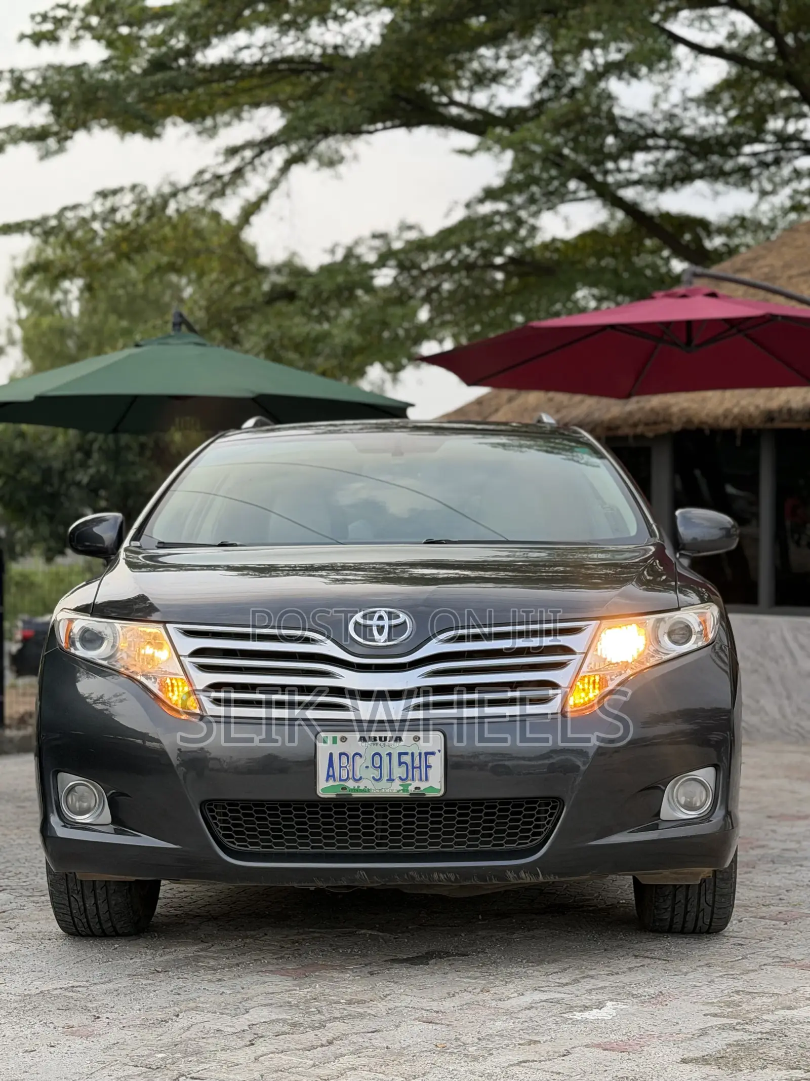Toyota Venza AWD 2010 Gray
