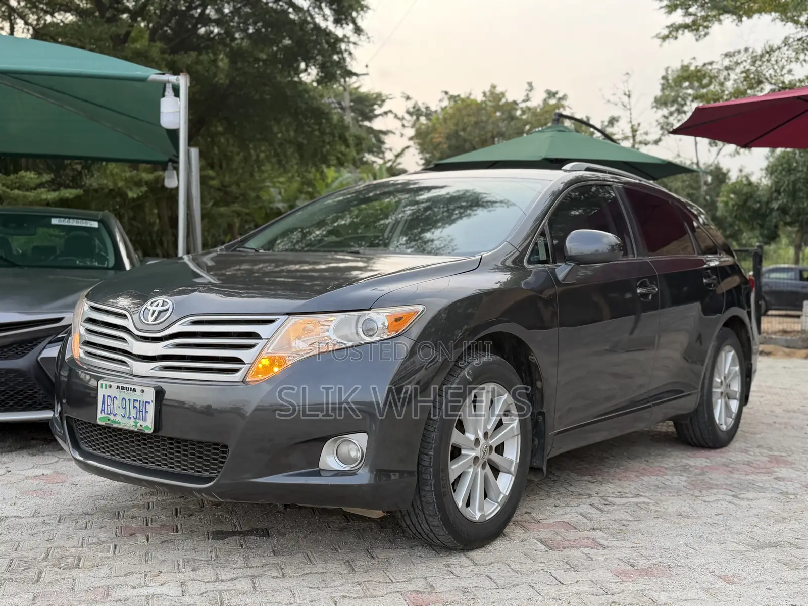 Toyota Venza AWD 2010 Gray
