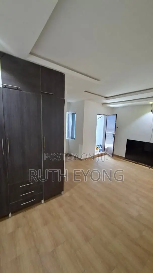 4bdrm Townhouse / Terrace in Ikate for rent