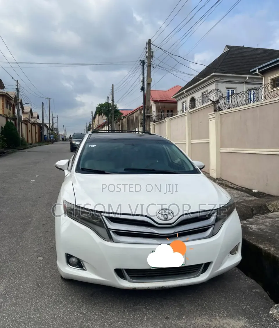 Toyota Venza Limited 2012 White