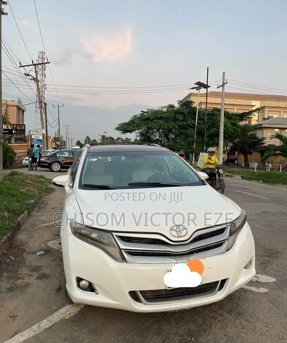 Toyota Venza Limited 2012 White