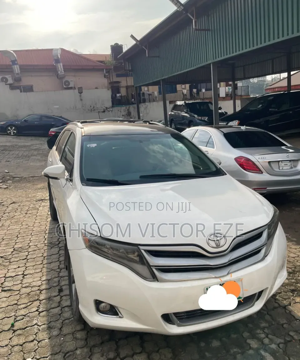 Toyota Venza Limited 2012 White