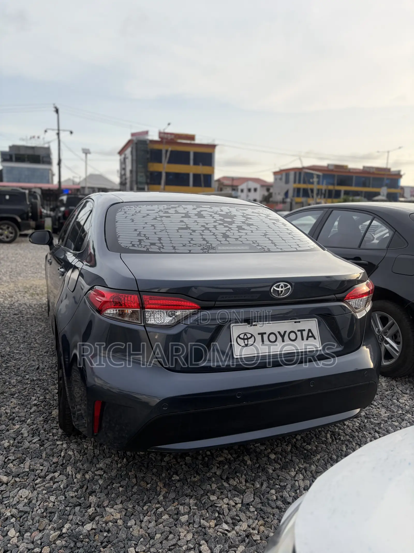 Toyota Corolla XSE 2022 Beige