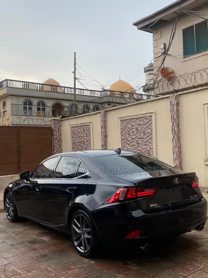 Lexus IS 350 AWD 2015 Black