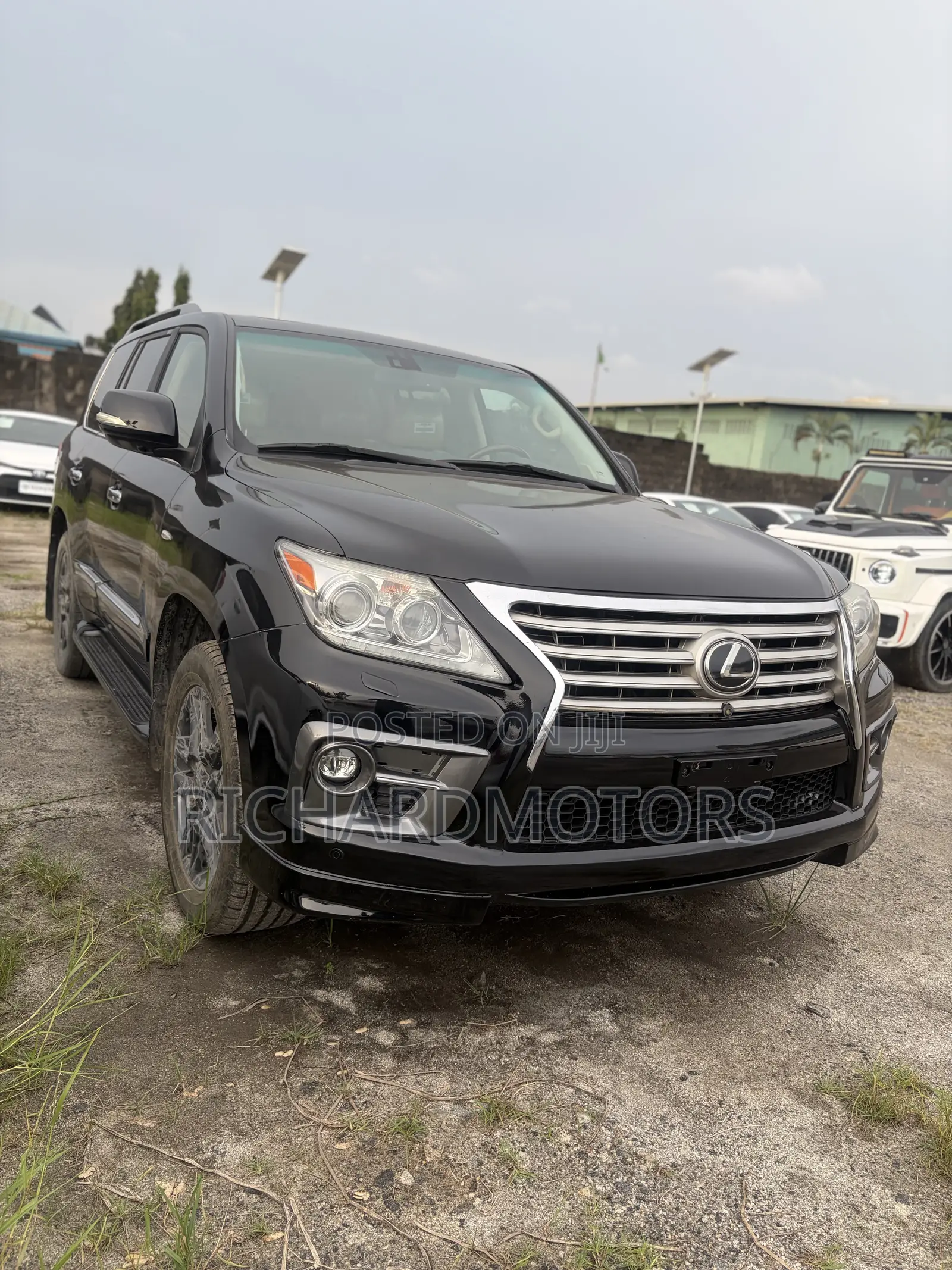 Lexus LX 570 AWD 2015 Black