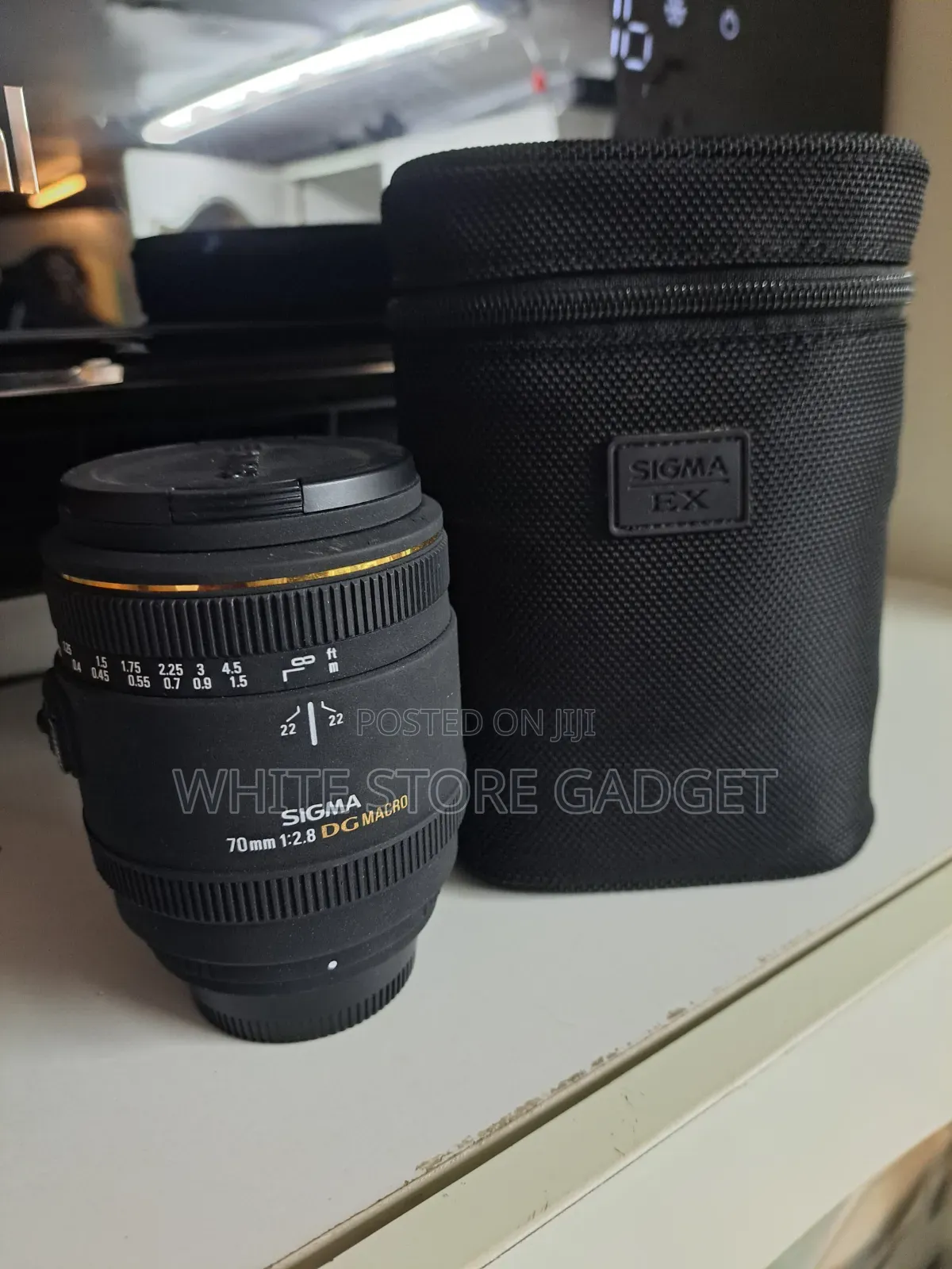 70mm Nikon Sigma DG Macro Lens