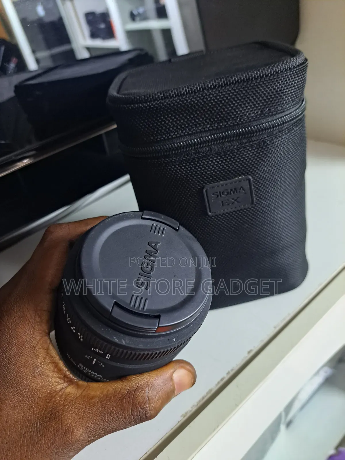 70mm Nikon Sigma DG Macro Lens