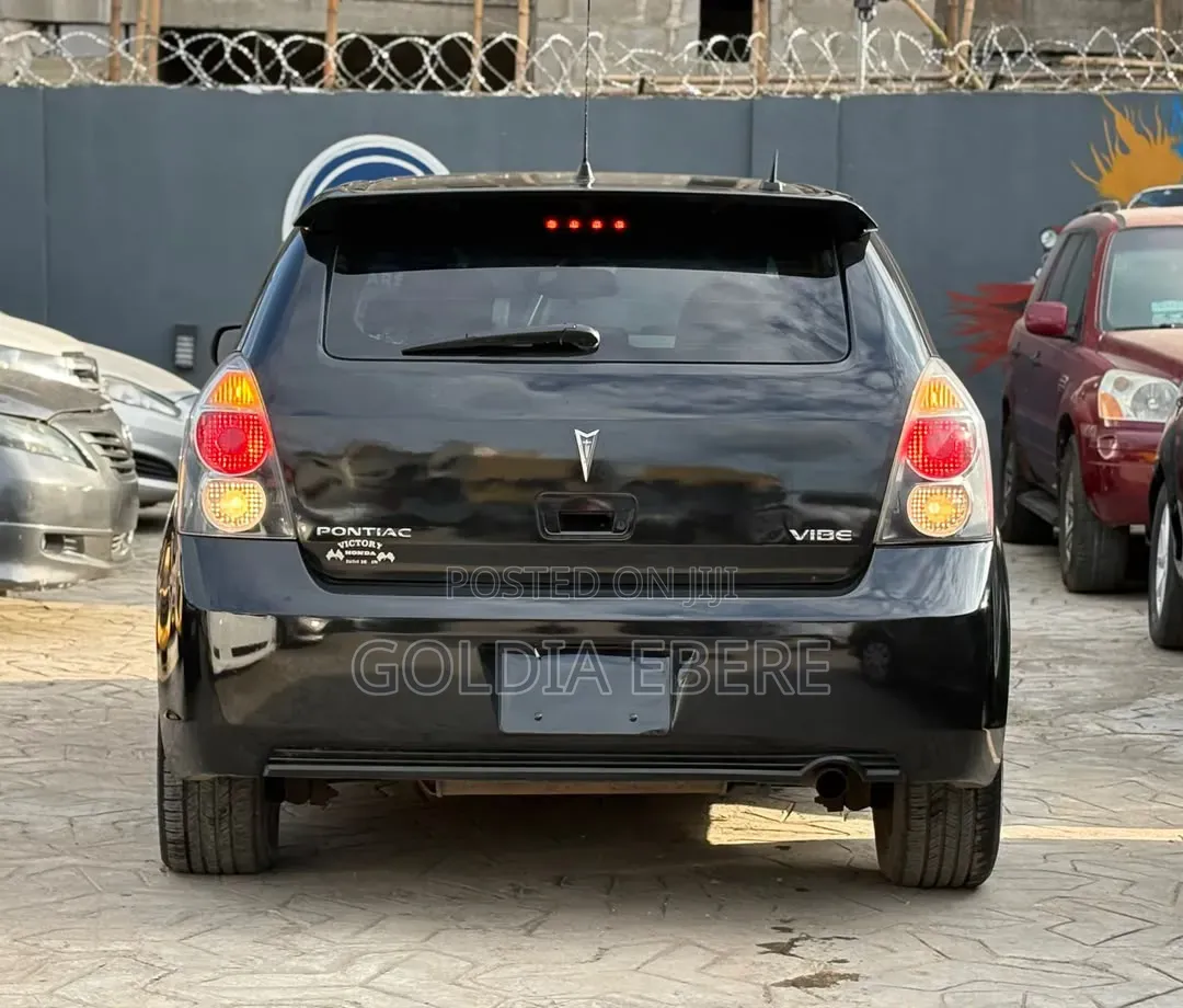Pontiac Vibe 2010 Black