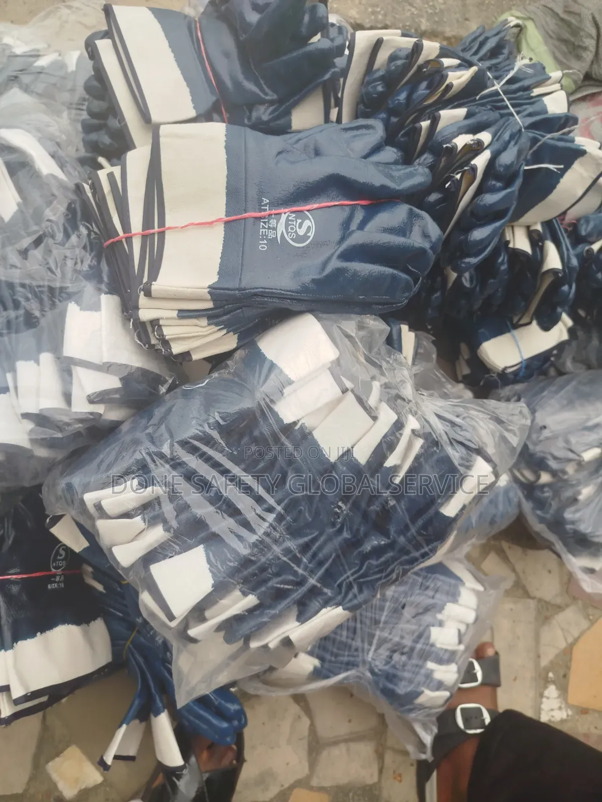 Rubber Gloves Is Available