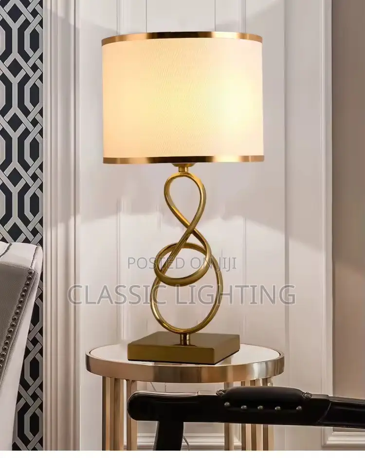 Creative Nordic Bedroom Bedside Desk Lamp Postmodern Model Room Lamp