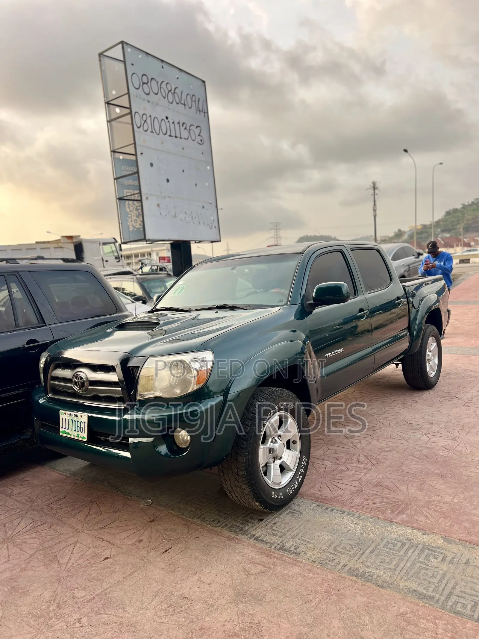 Toyota Tacoma 2010 Green