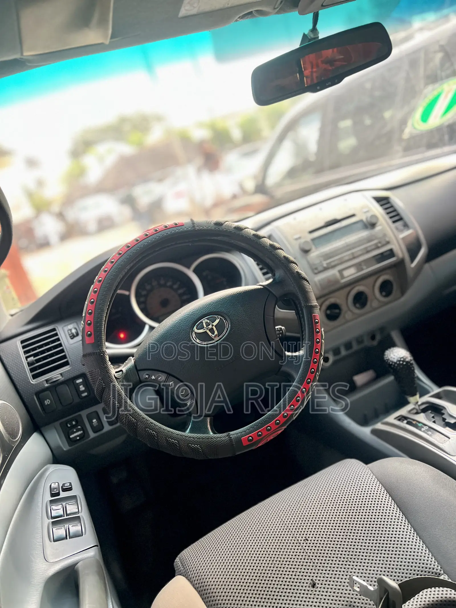Toyota Tacoma 2010 Green