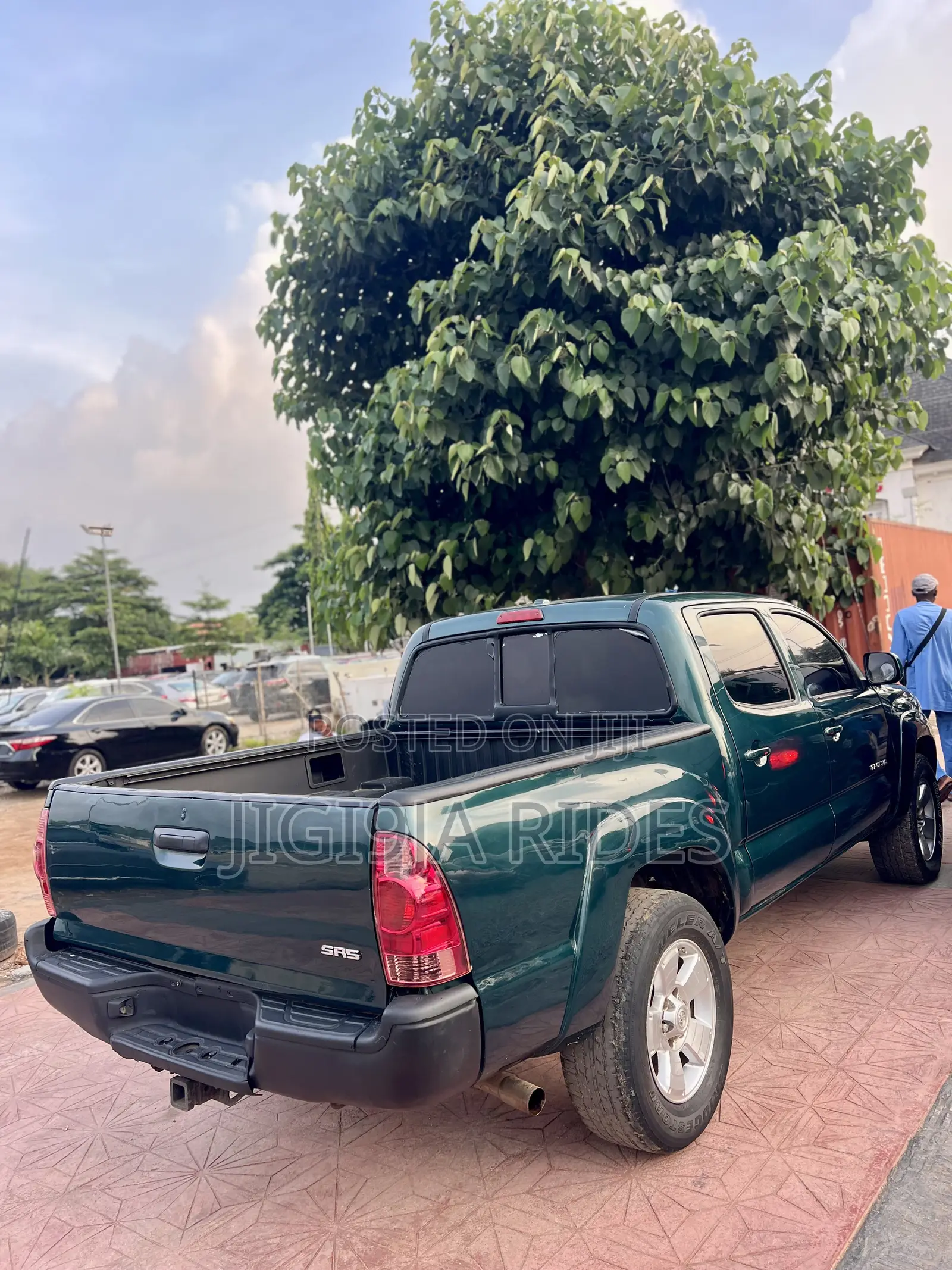 Toyota Tacoma 2010 Green