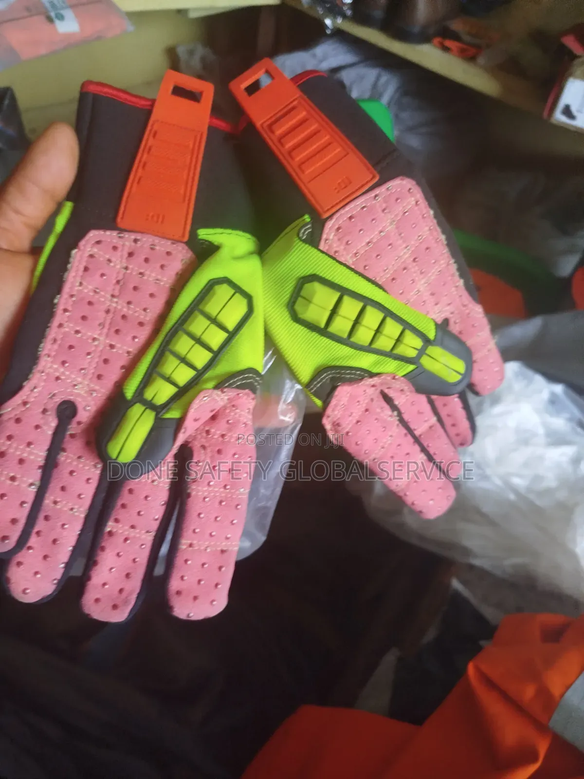 Ringer's Gloves Is Available