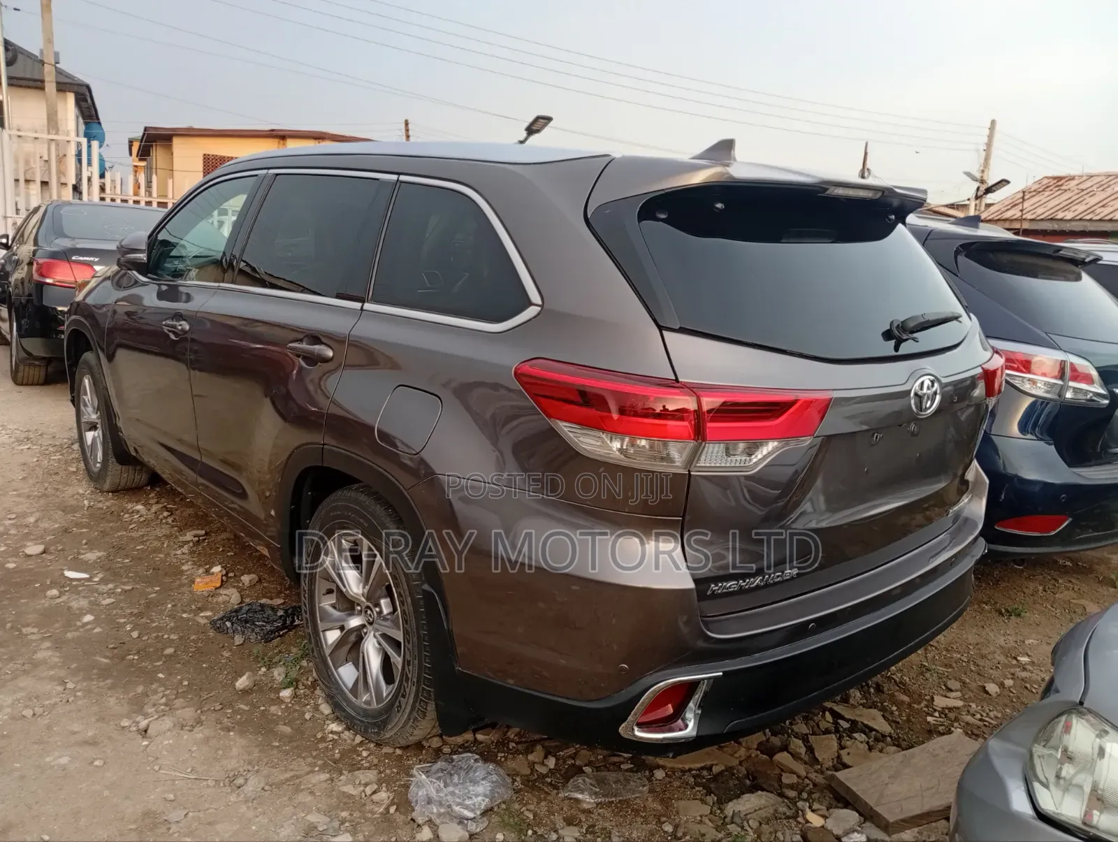 Toyota Highlander Limited Platinum 4dr SUV (3.5L 6cyl 6A) 2015 Brown