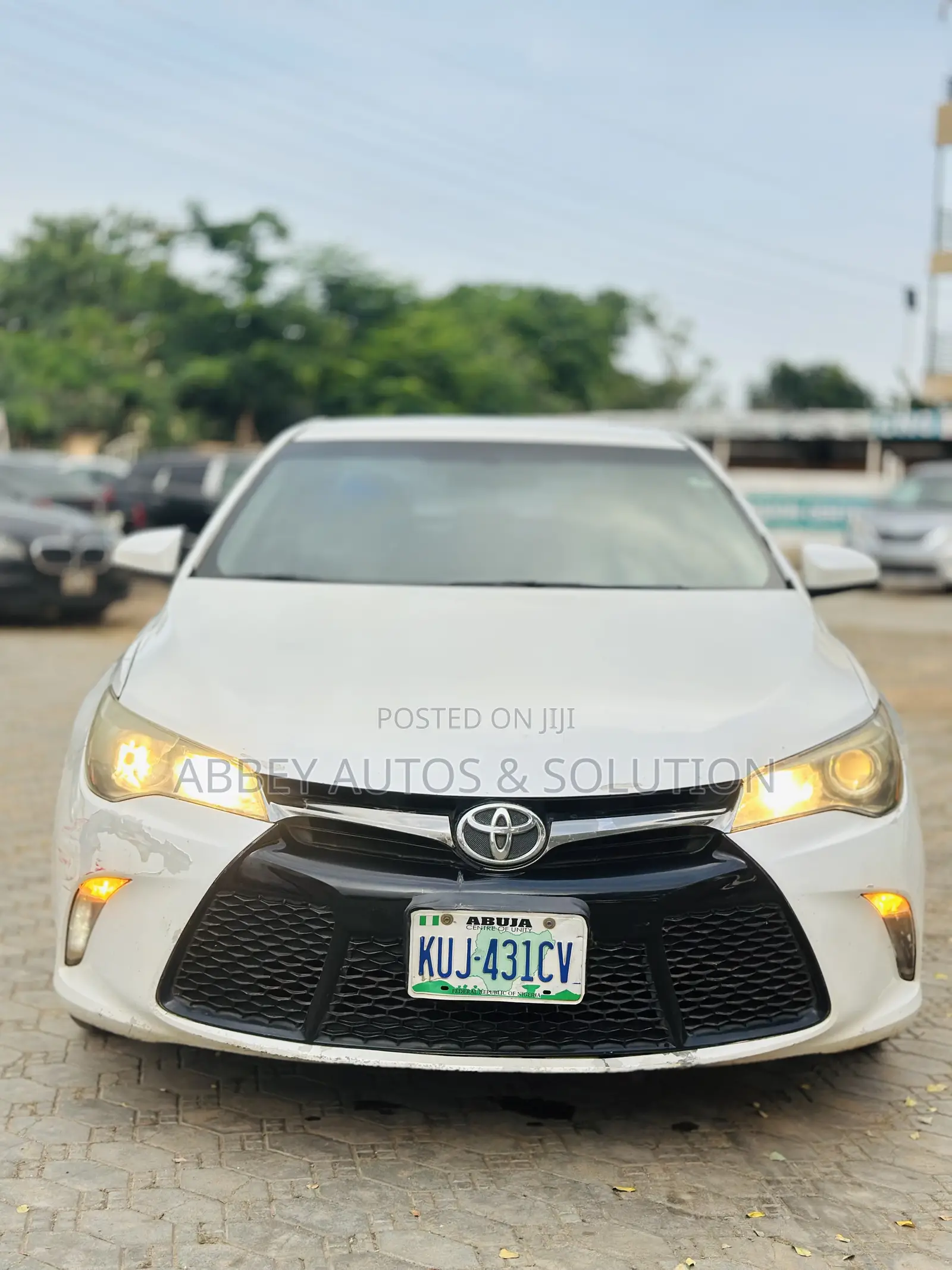 Toyota Camry XSE 4dr Sedan (2.5L 4cyl 6A) 2015 White