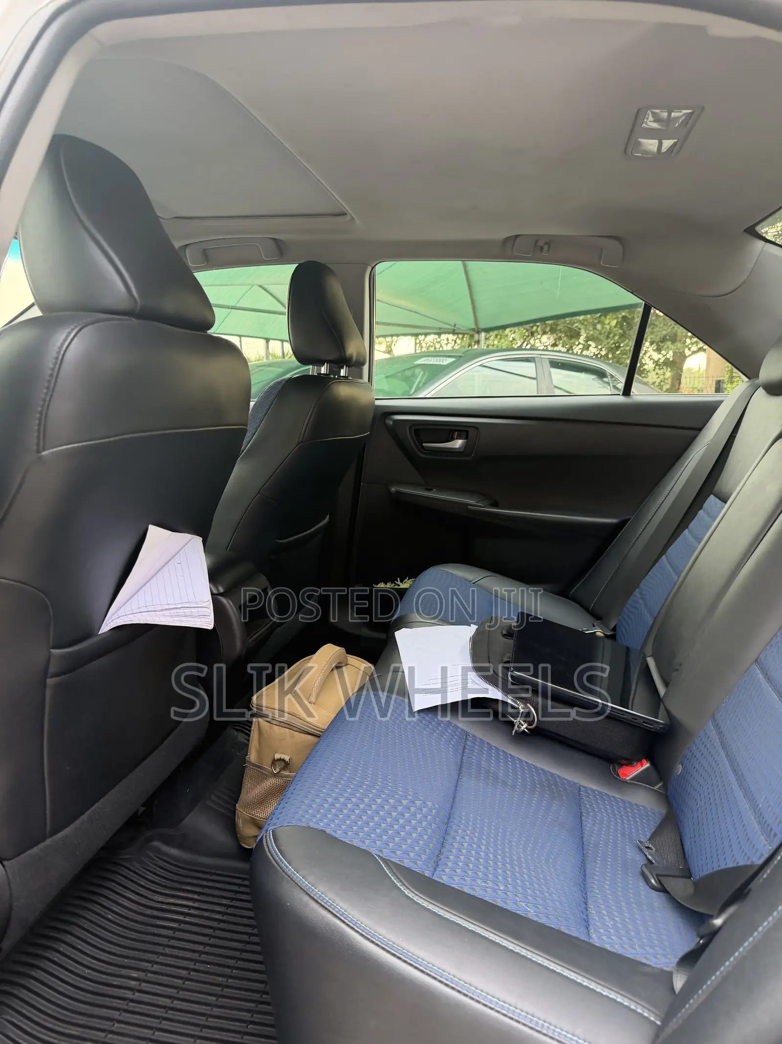 Toyota Camry SE w/Special Edition Pkg (2.5L 4cyl 6A) 2016 White