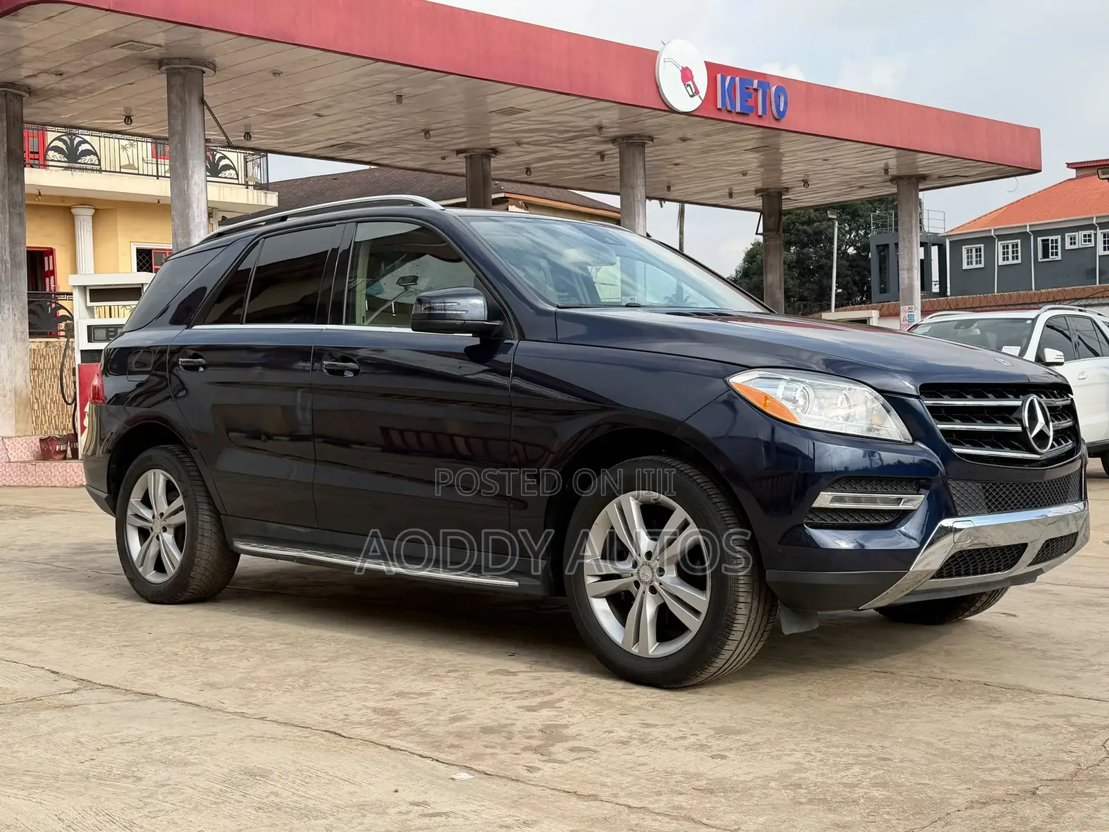 Mercedes-Benz M Class ML350 4MATIC 4dr SUV AWD (3.5L 6cyl 7A) 2015 Blue