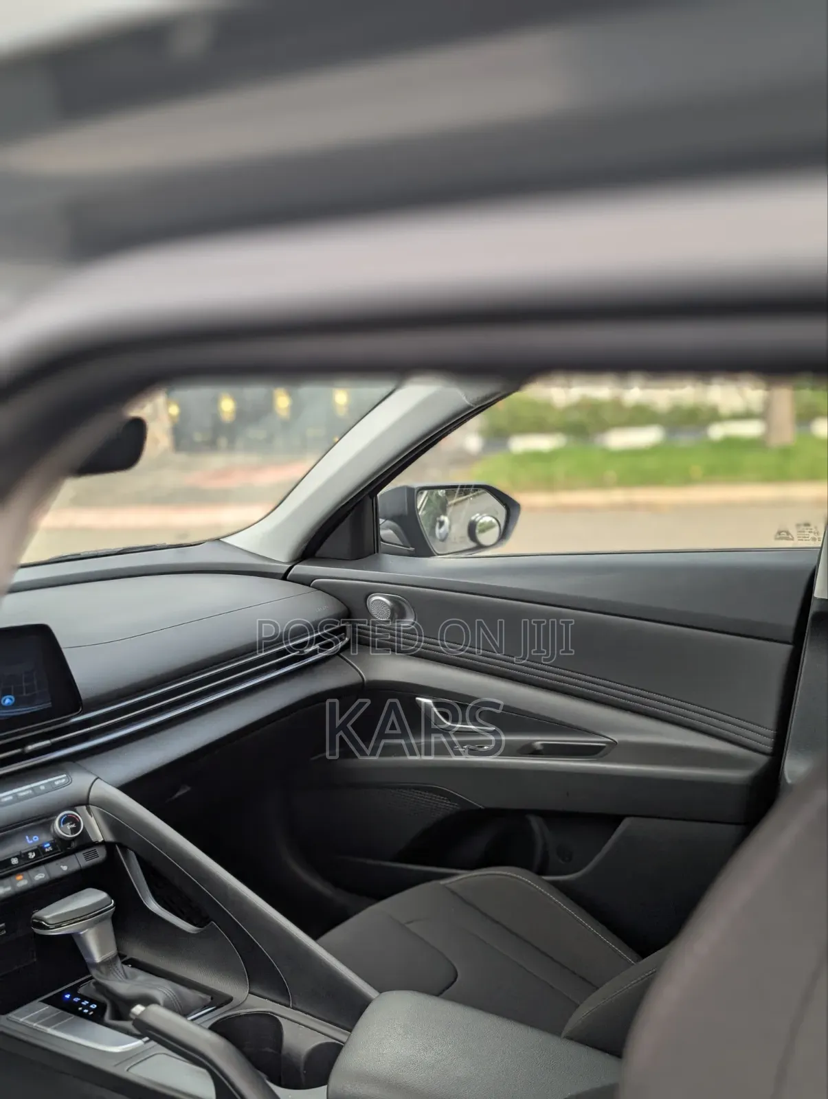 Hyundai Elantra 2025 Gray