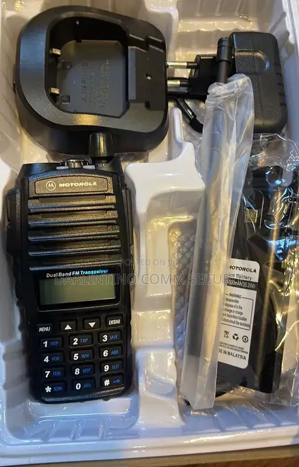 Motorola GP399 Dual-Band FM Transceiver (Walkie-Talkie)