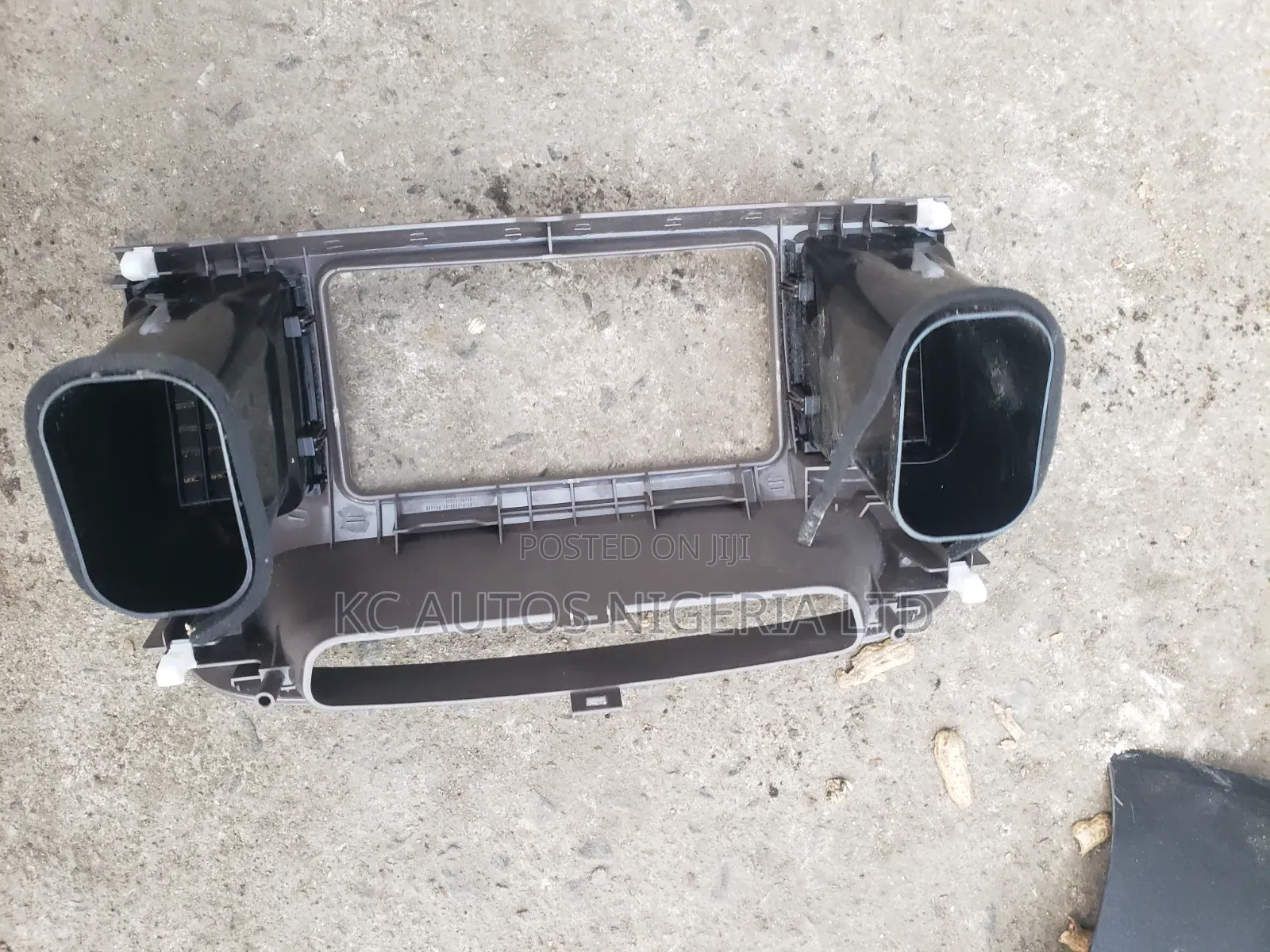 Cente AC Vent Toyota Camry 2003-2006