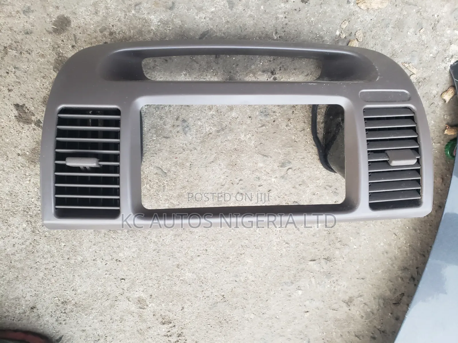 Cente AC Vent Toyota Camry 2003-2006