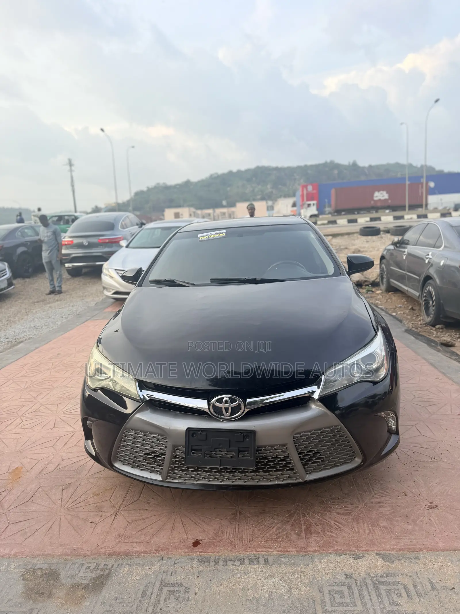 Toyota Camry 2016 Black