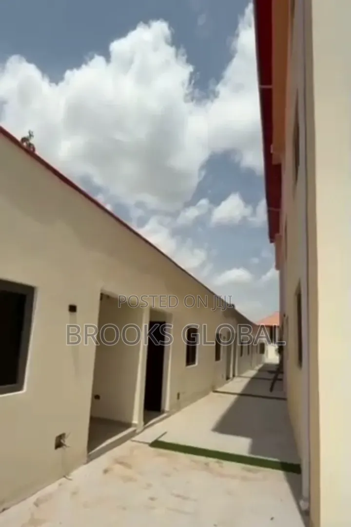 3bdrm Block of Flats in Gudu for sale