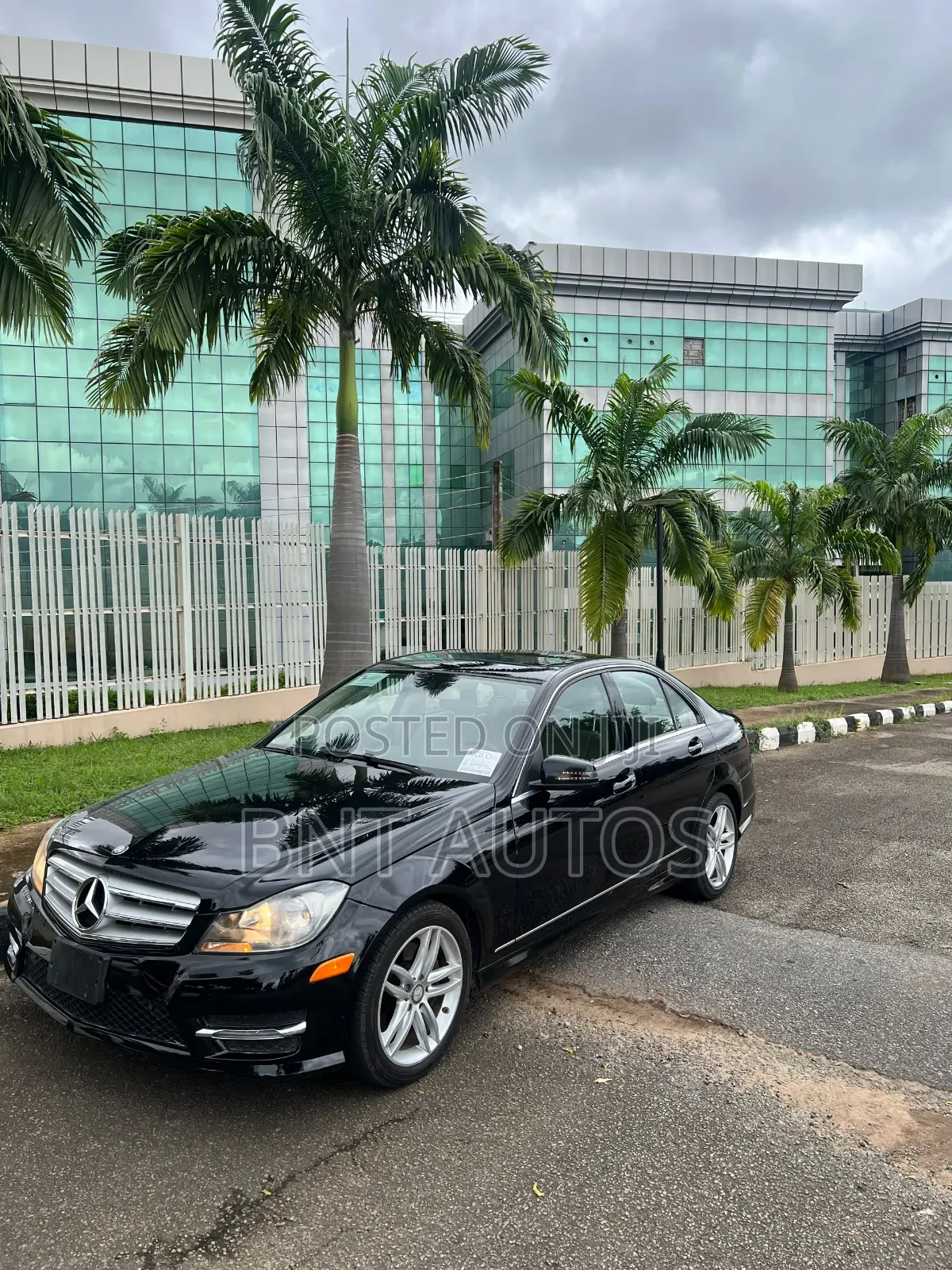 Mercedes-Benz C300 2013 Black