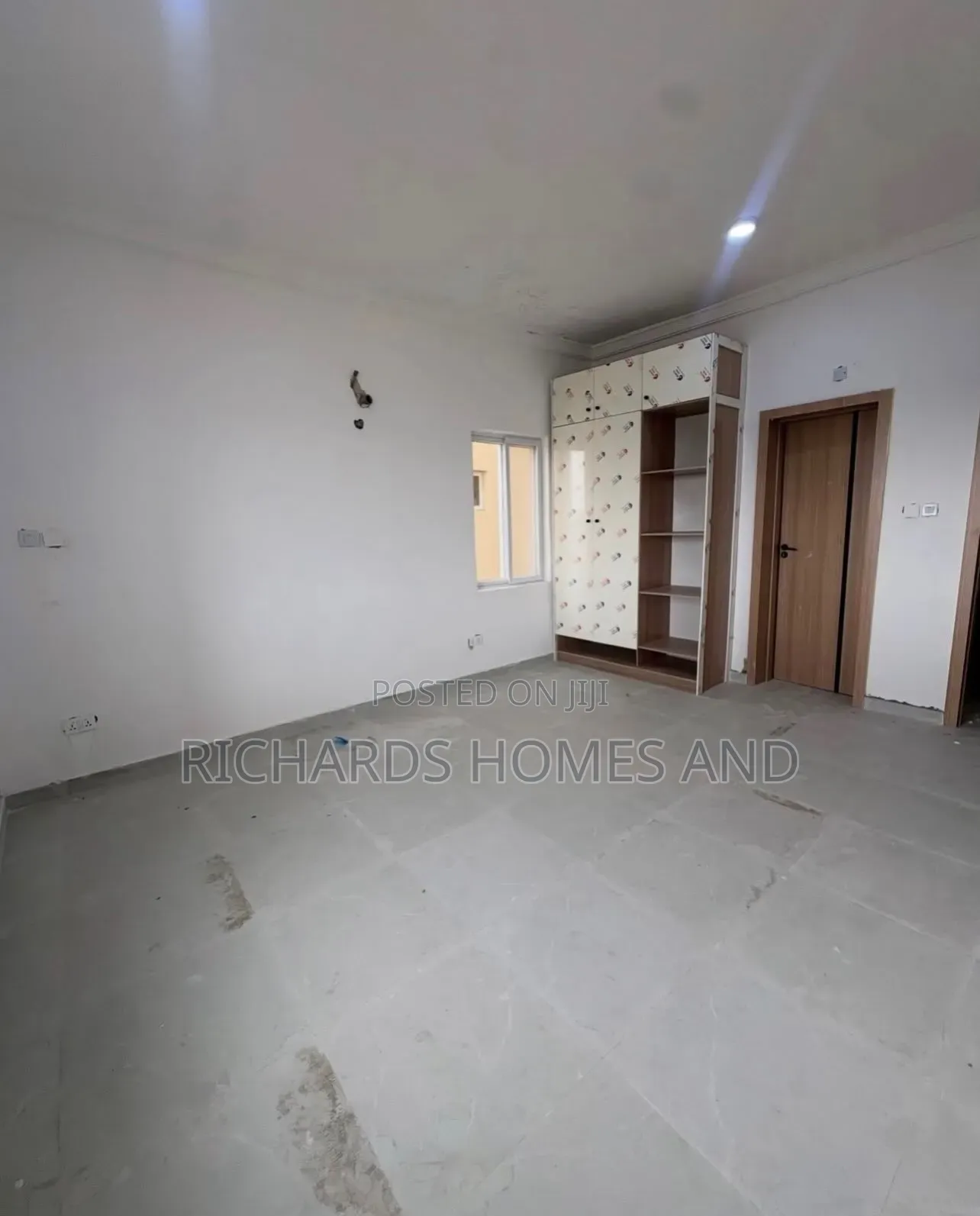 3bdrm Apartment in Osapa london for rent