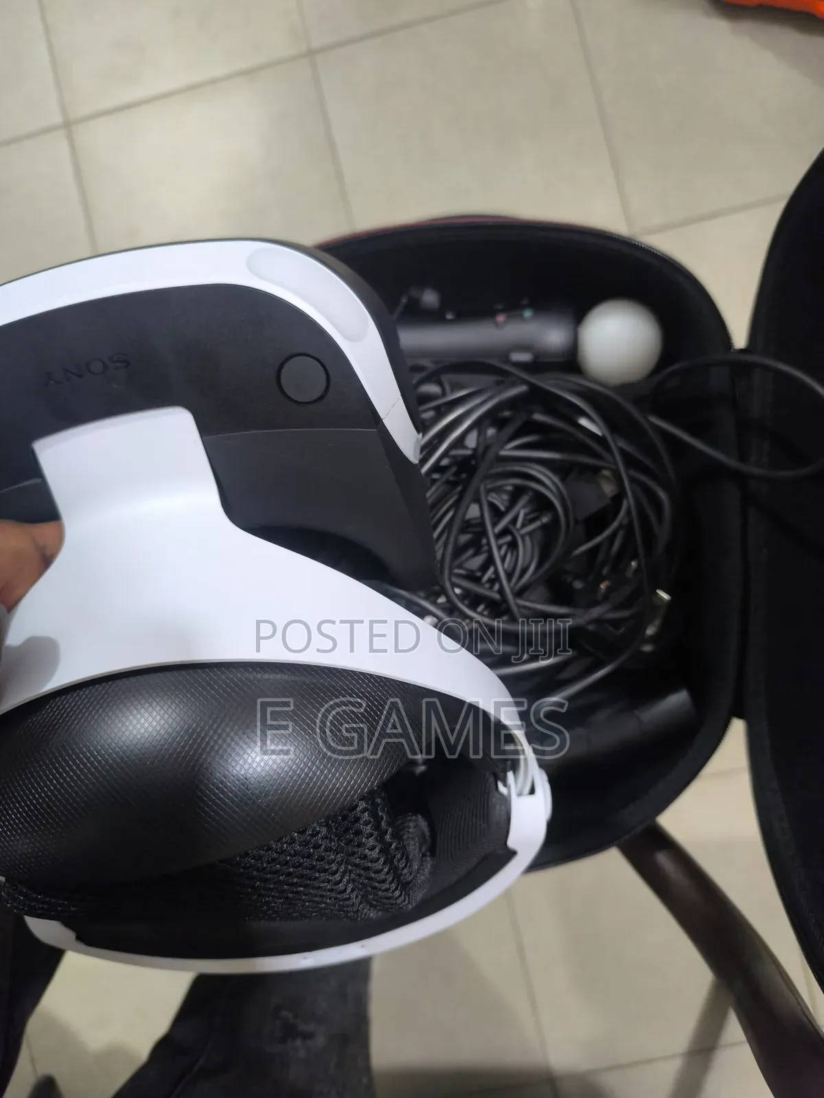 Playstation VR Headset and Joystick