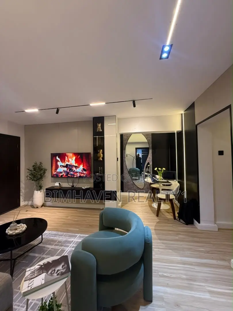 Luxury 2-Bedroom Apartment in Yaba | Premium Shortlet