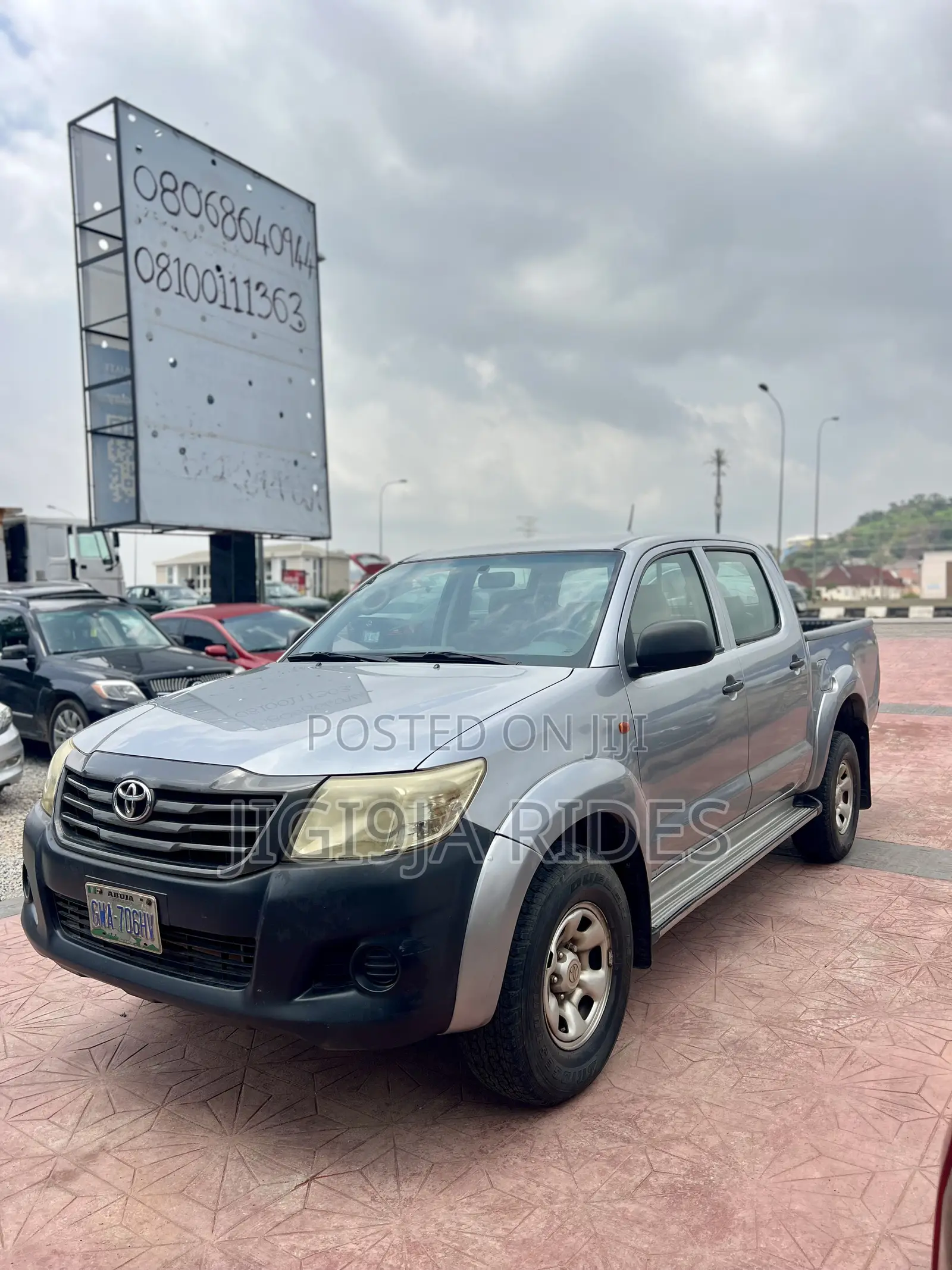 Toyota Hilux 2015 Gray