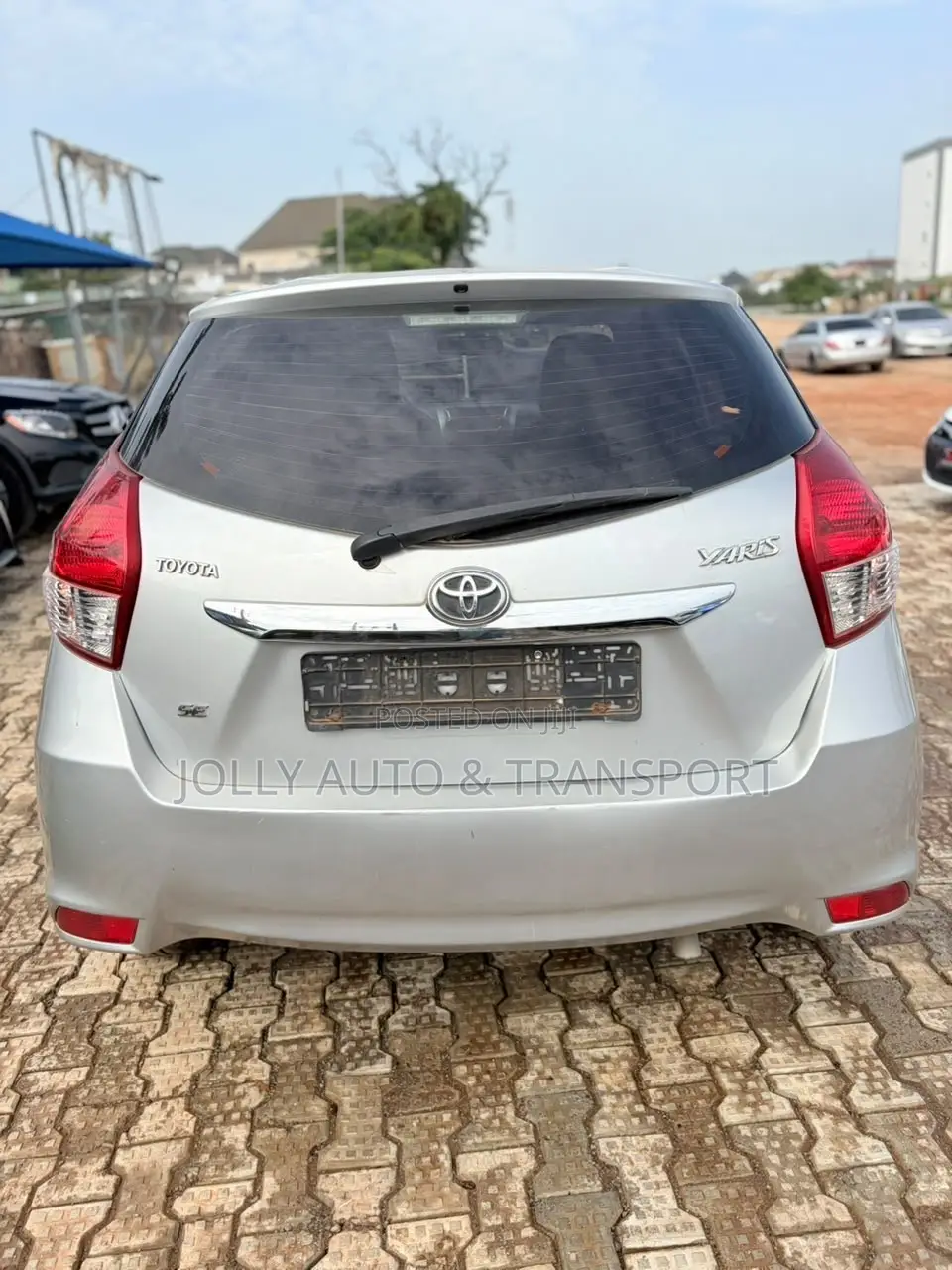 Toyota Yaris LE Hatchback 5dr 2015 Silver