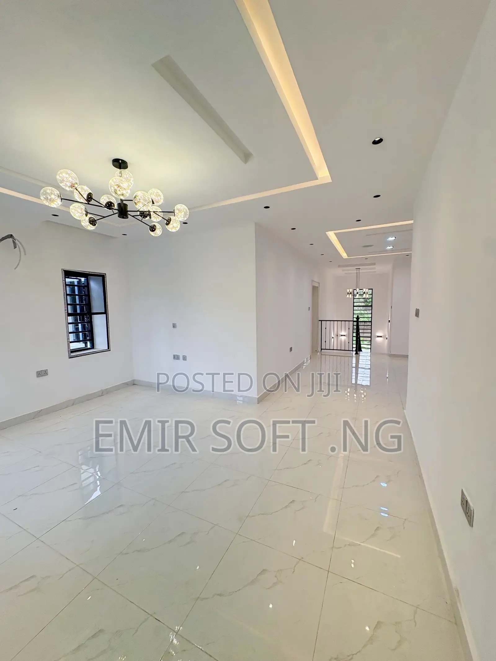 5bdrm Duplex in Orange Gate, Oluyole Estate for sale
