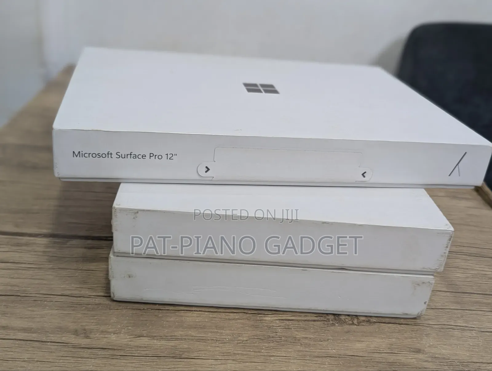 New Microsoft Surface Pro 16GB Qualcomm Snapdragon X Plus SSD 256GB