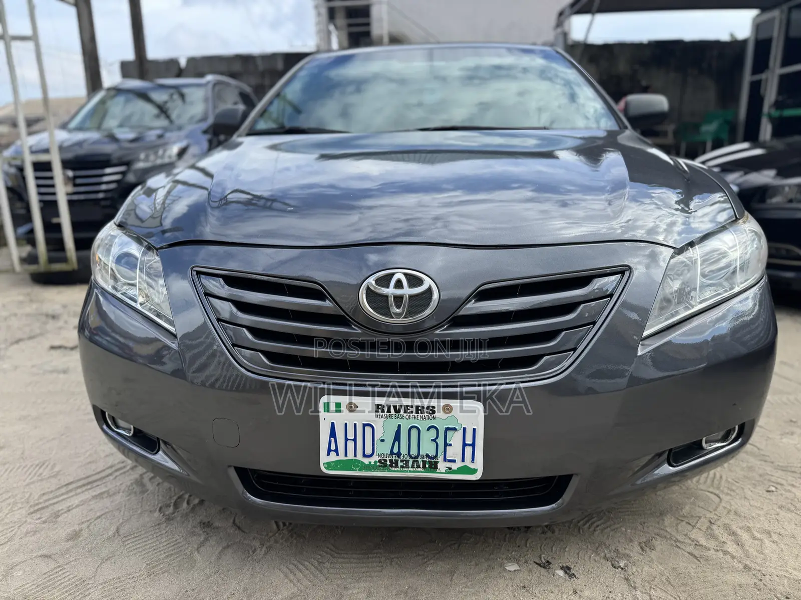 Toyota Camry LE 4dr Sedan (2.4L 4cyl 5A) 2009 Gray