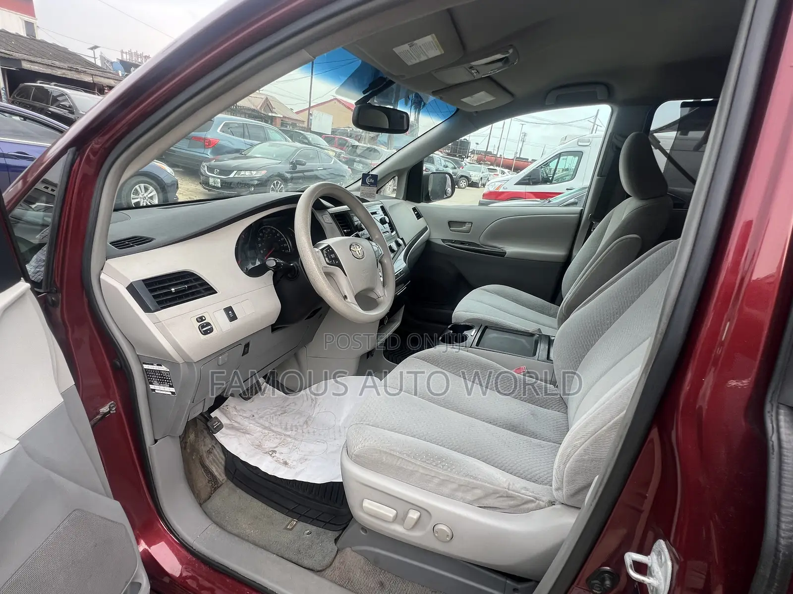 Toyota Sienna LE 7 Passenger 2011 Red