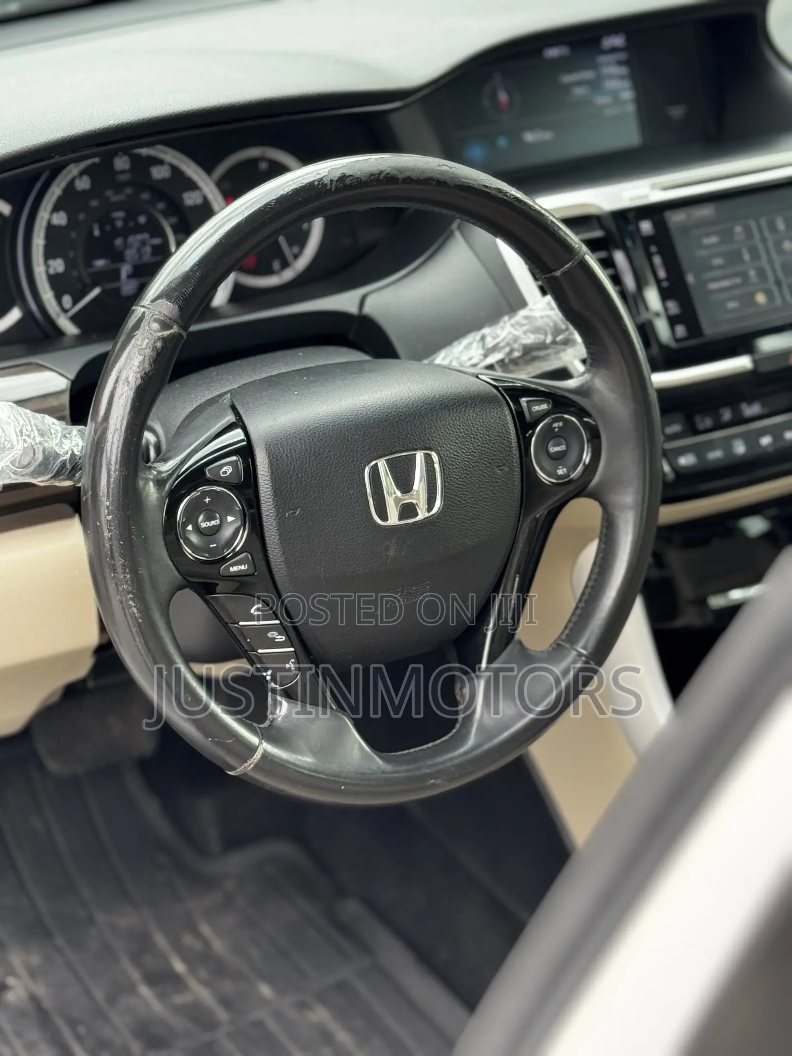 Honda Accord EX-L 4dr Sedan FWD (2.4L 4cyl 2A) 2016 White