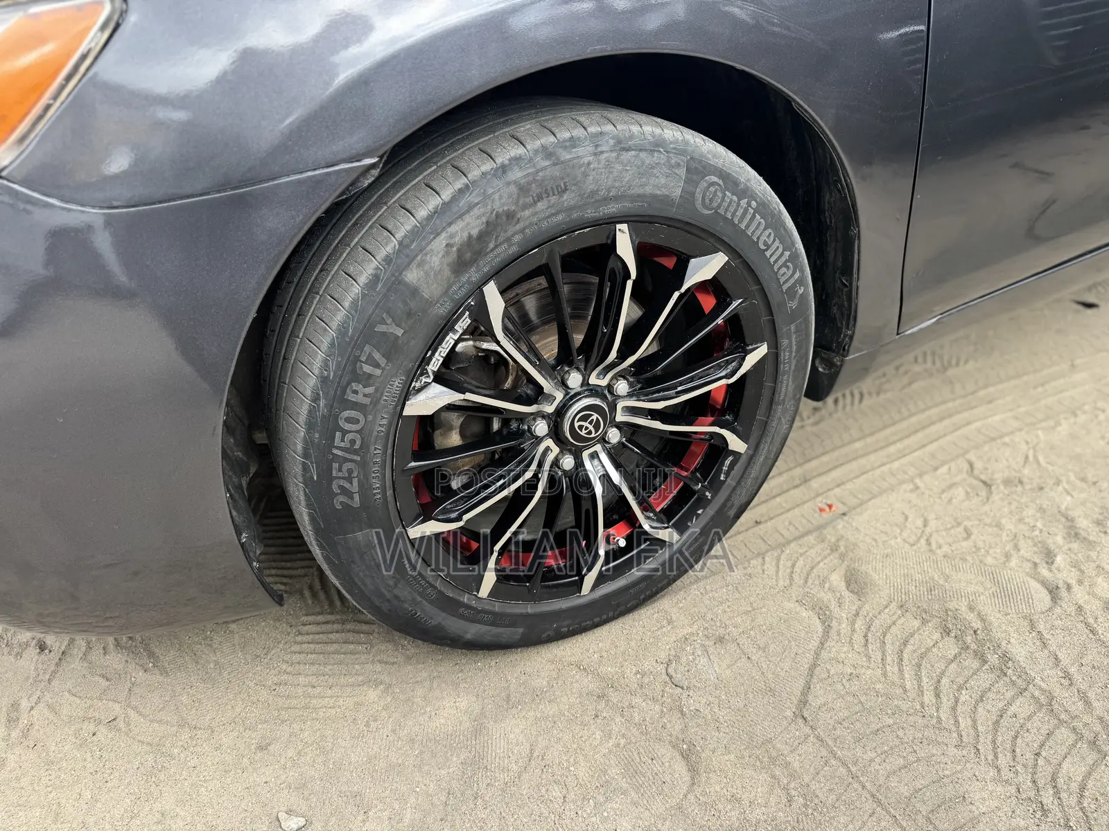 Toyota Camry LE 4dr Sedan (2.4L 4cyl 5A) 2009 Gray