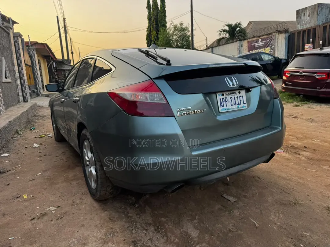 Honda Crosstour 3.5 AWD 2010 Green