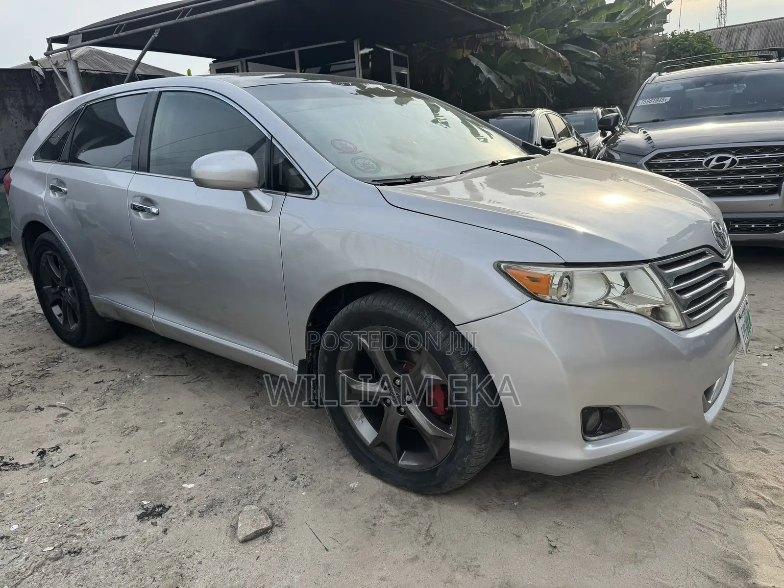 Toyota Venza V6 AWD 2011 Silver