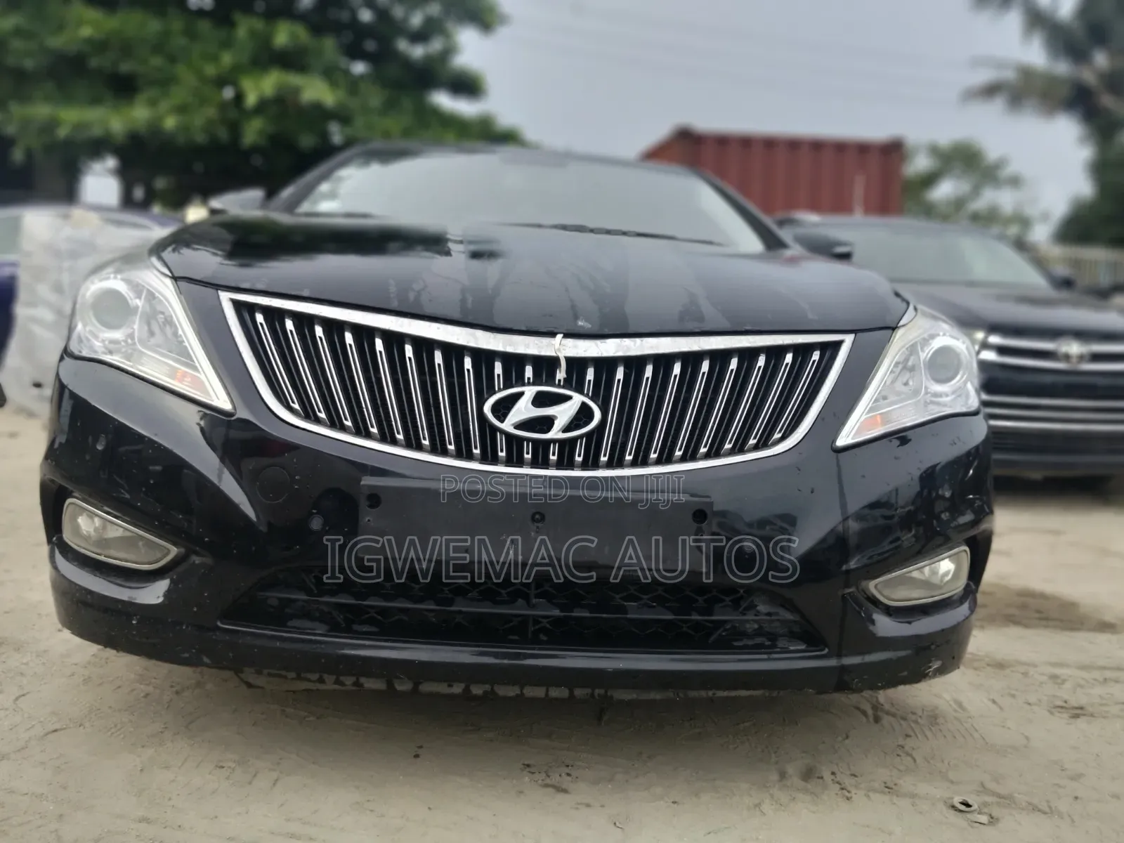 Hyundai Grandeur 2013 Black