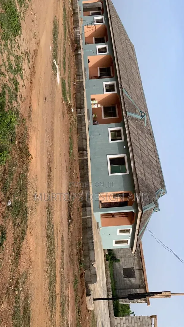 10bdrm Block of Flats in Ijede / Ikorodu for sale