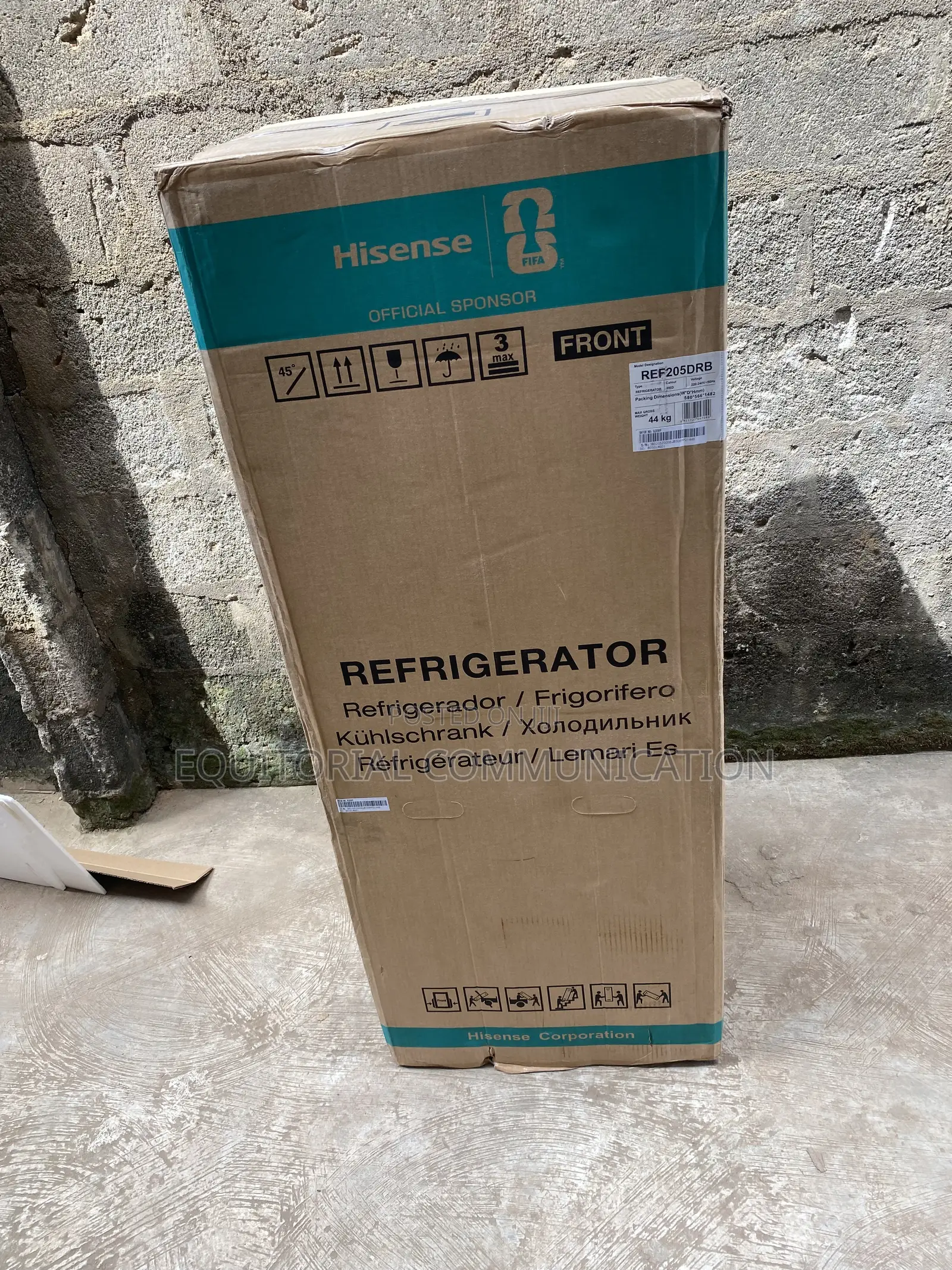 Hisense 204L Double Door Fridge With Convenient Water Dispenser