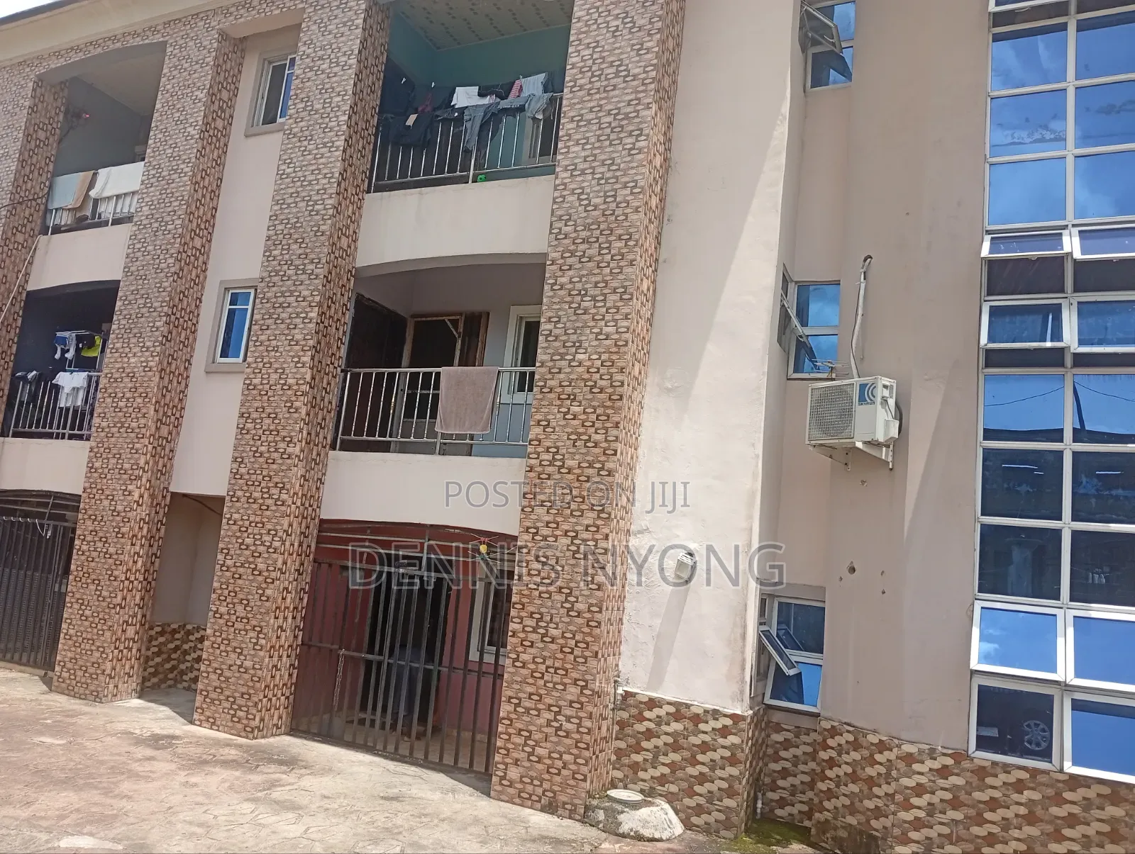 2bdrm Block of Flats in E1 Estate (, Calabar for sale