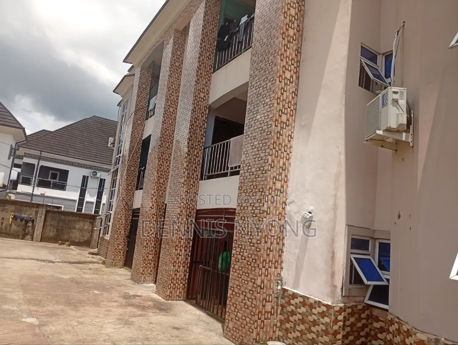 2bdrm Block of Flats in E1 Estate (, Calabar for sale