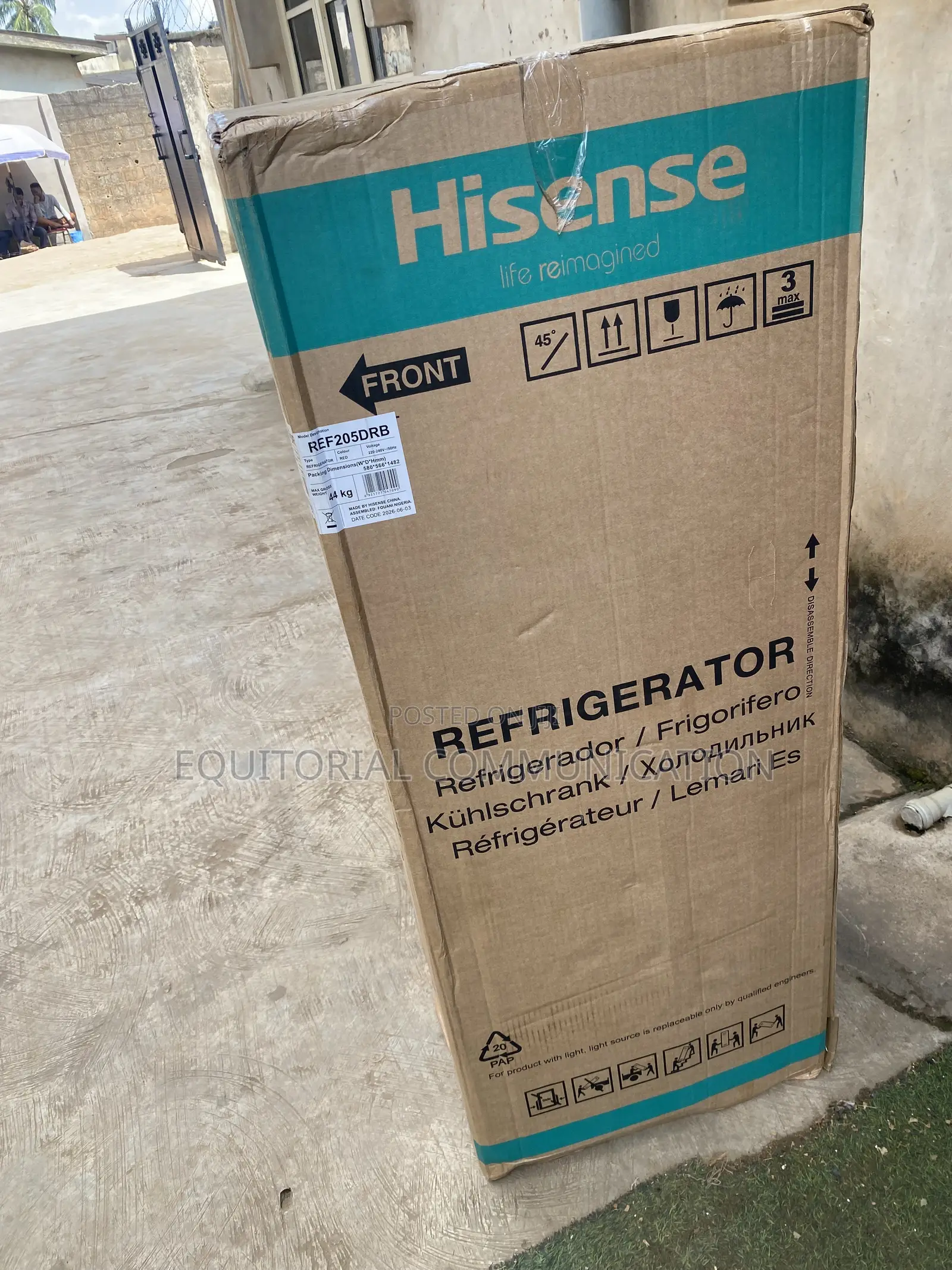 Hisense Top Freezer Refrigerator REF205DRB 204L With Dispenser