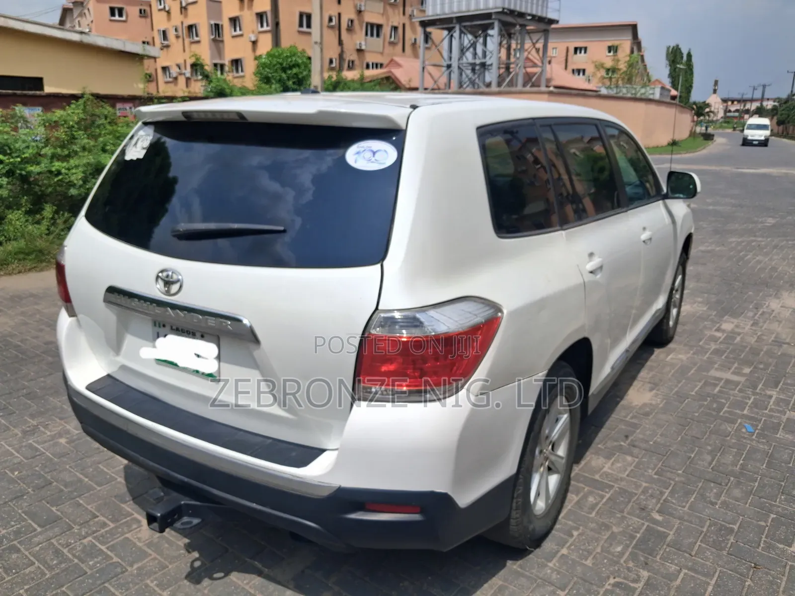 Toyota Highlander Limited 2012 White